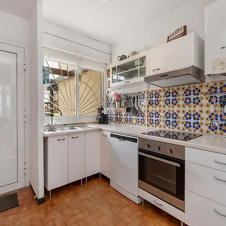 Apartament Charming Beachside Retreat In